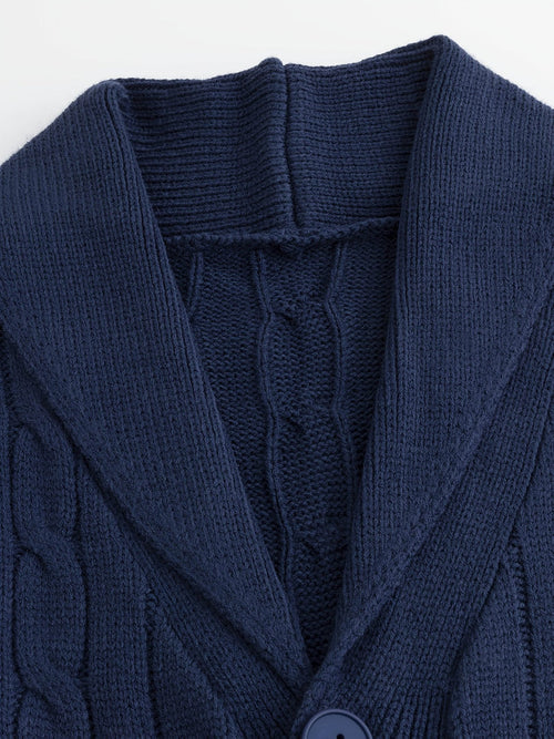 Close-up of the navy shawl collar