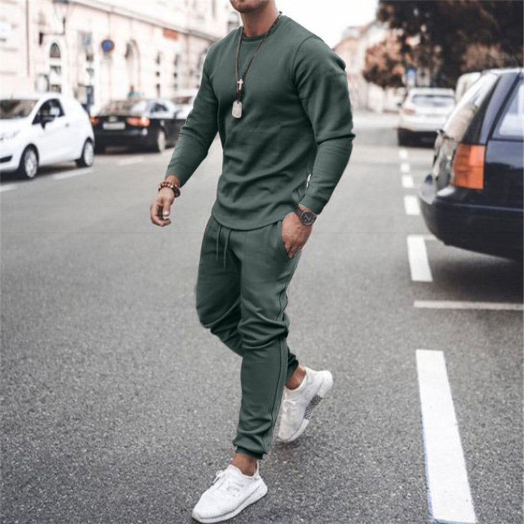Men's slim fit sweatshirt and jogger set in green