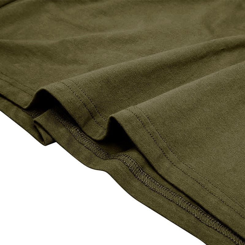 Men's tailored long sleeve polo shirt in army green – fabric close-up