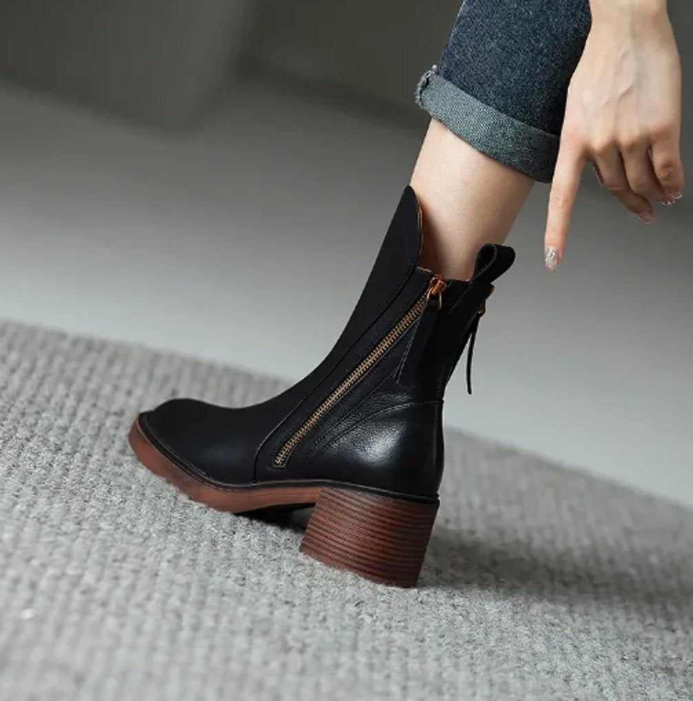 Women's block heel ankle boots in black – worn