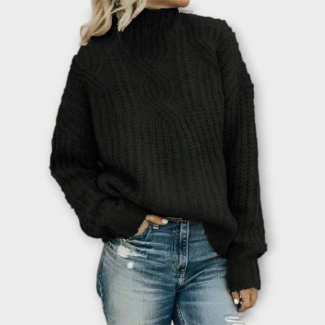 Women's Chunky Cable Knit Sweater in black