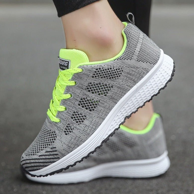Women's knit trainers in grey neon – side view