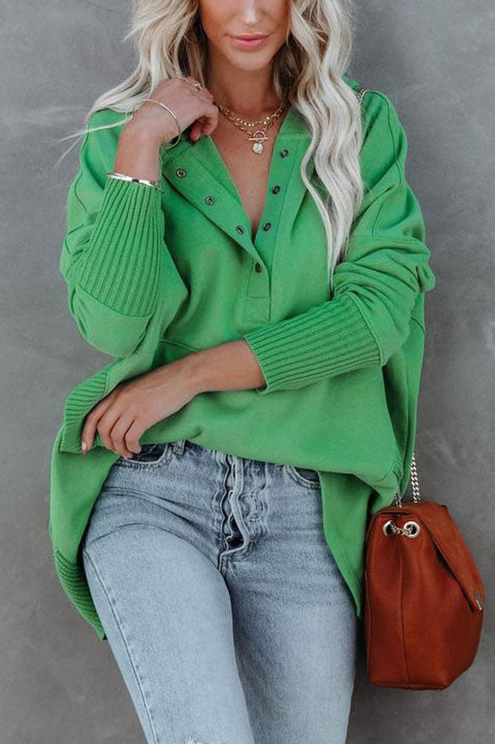 Women's long hooded sweatshirt in green – front view