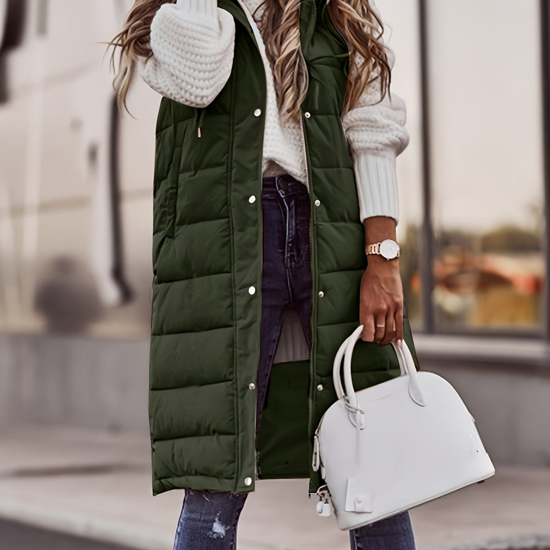 Women's long quilted hooded gilet in green – walking