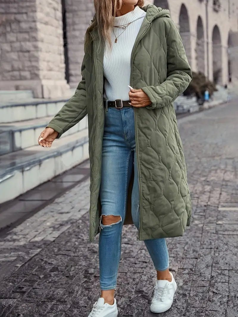 Women's long quilted hooded coat in green – side view