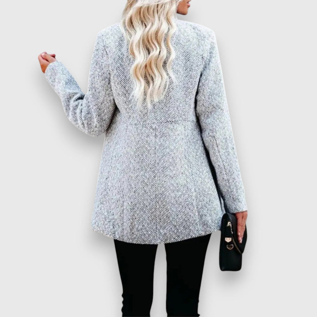 Women's longline open-front blazer in grey – walking