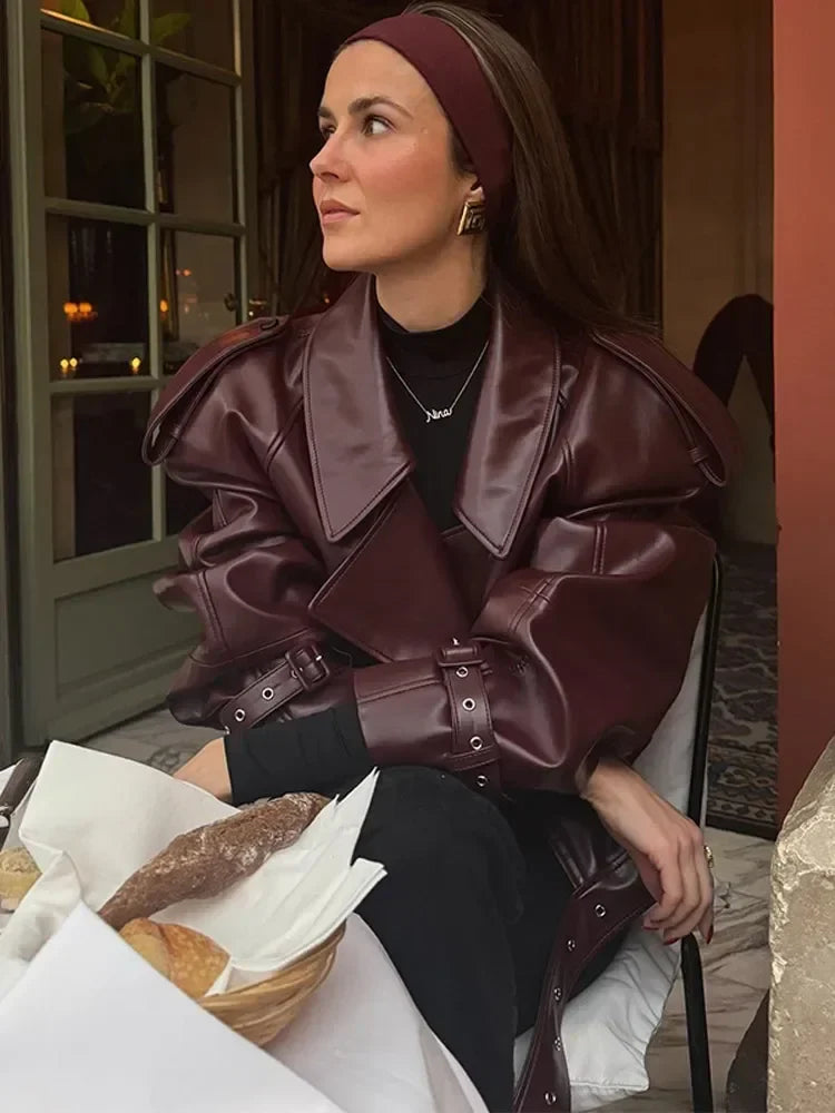 Women's oversized leather-look jacket in burgundy – close-up