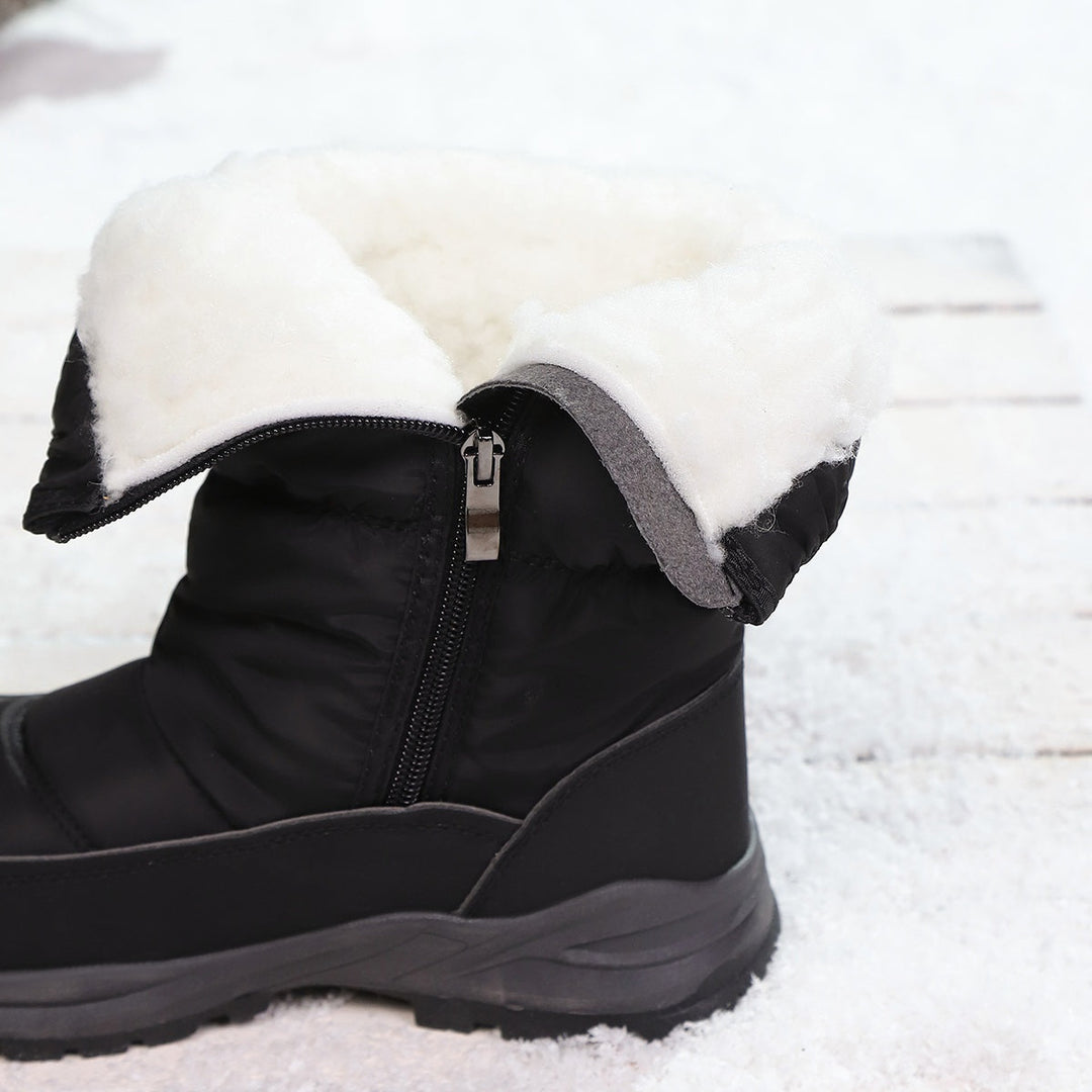 Women's padded snow boots in black – faux fur lining