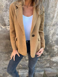 Women's Single-Button Lapel Blazer in camel