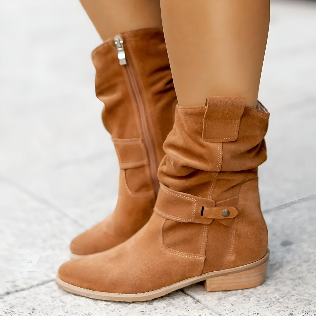 Women's slouch buckle boots in brown – side zip