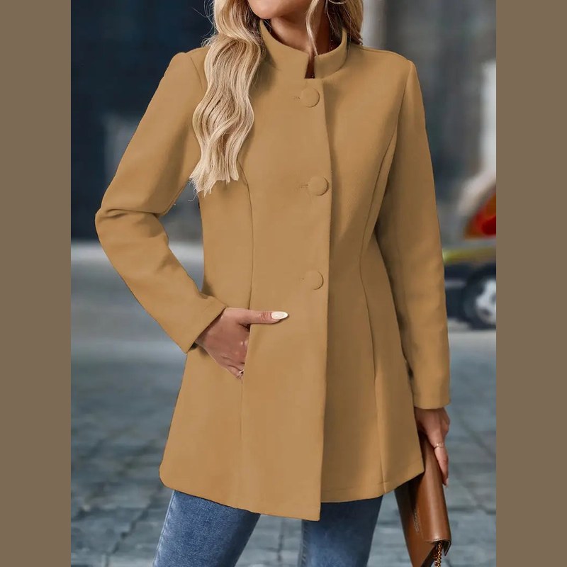 Women's stand collar coat in camel – close-up of the front