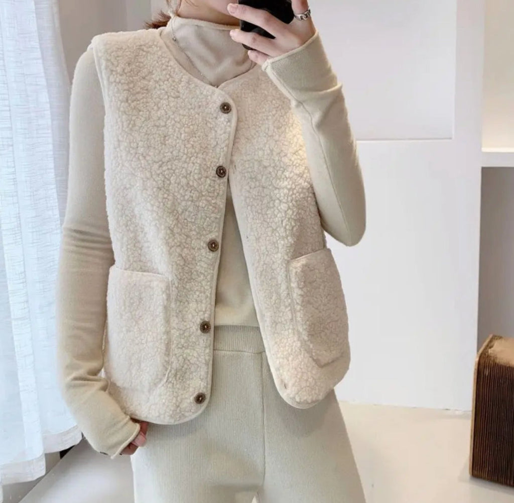 Women's teddy button gilet in cream – worn
