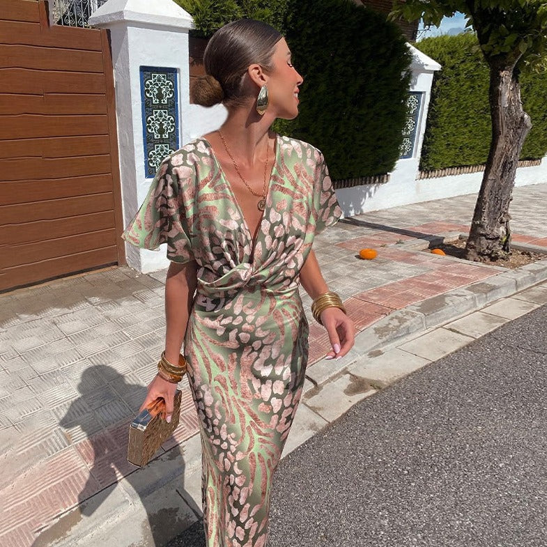 Women's printed V-neck midi dress – side view