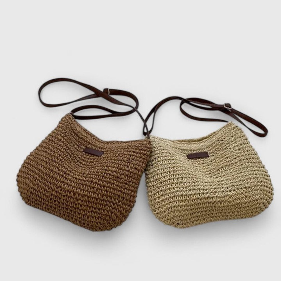 Women's woven half moon shoulder bag, in both colours