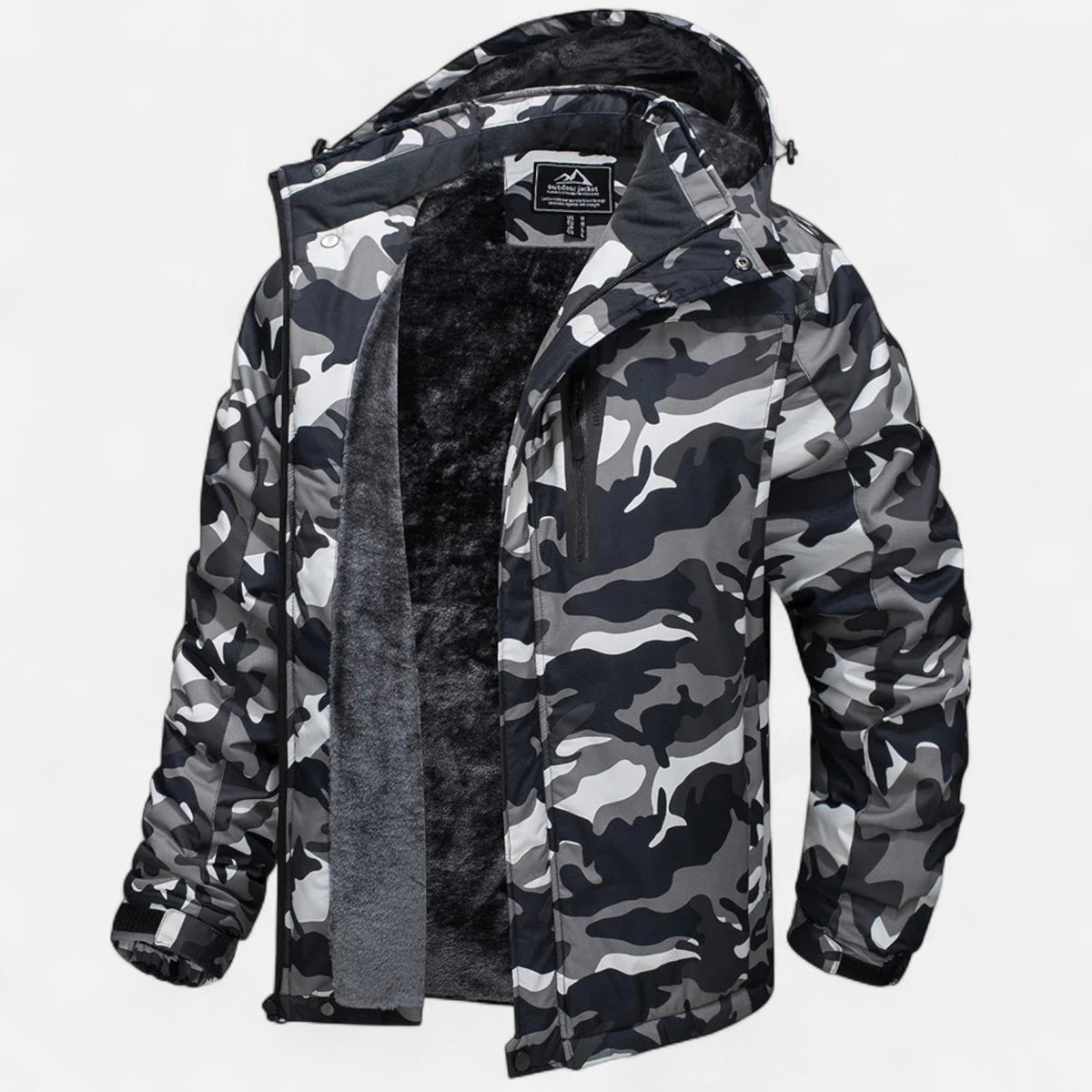 Men's hooded winter jacket in camouflage